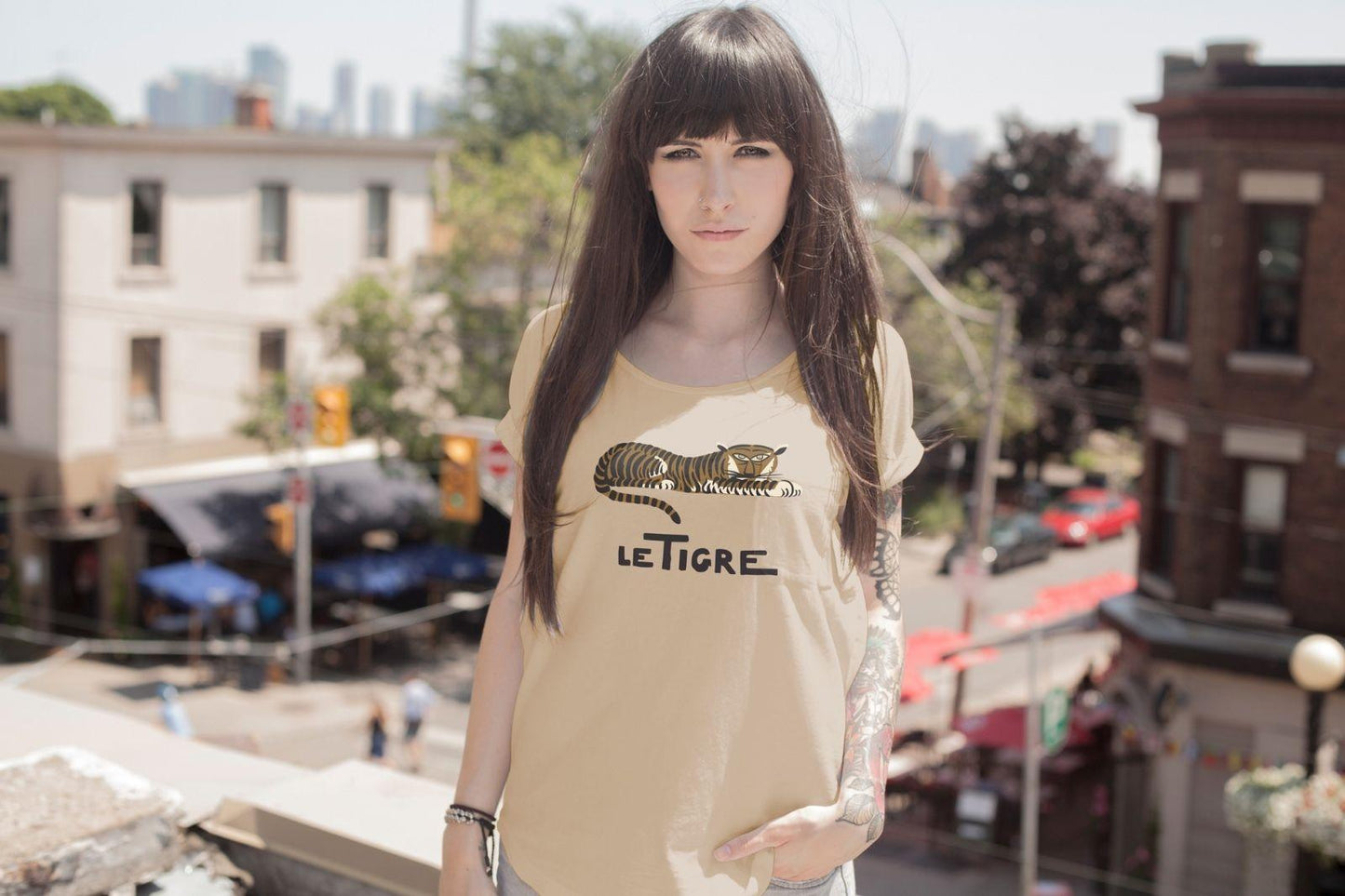 Tiger Le Tigre Ladies Sexy T-shirt Andre Helle Illustration T-Shirt